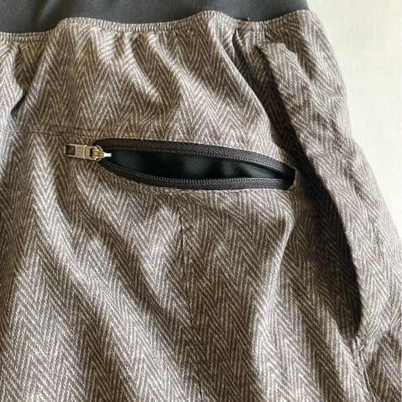 Lululemon T.H.E Short 11" Linerless Small - Picture 8 of 12